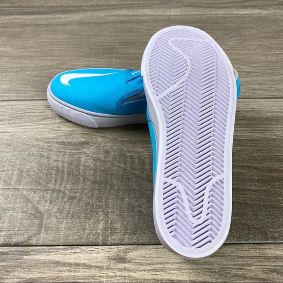 Nike Youth Toki Slip ons - Picture 5 of 6